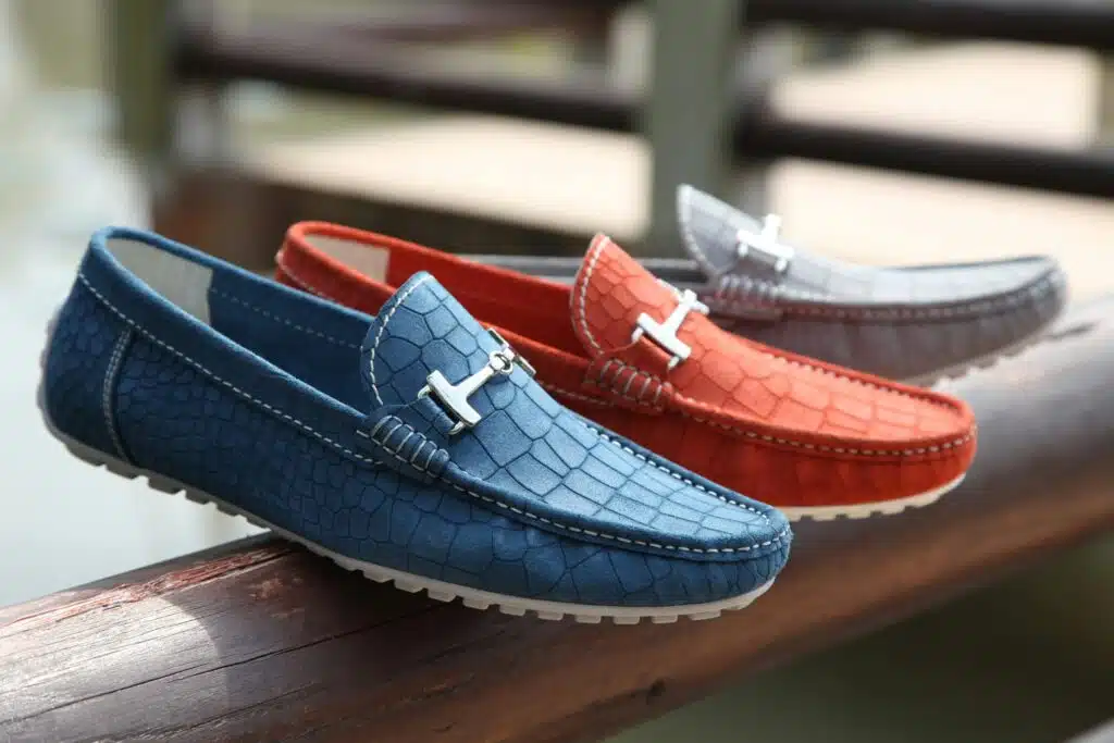 how to wear loafers men