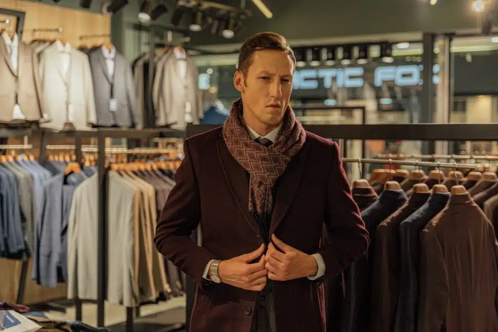 how to wear a scarf men