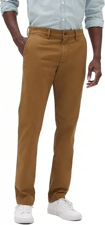 GAP Men's Essential Slim Fit Khaki Chino Pants